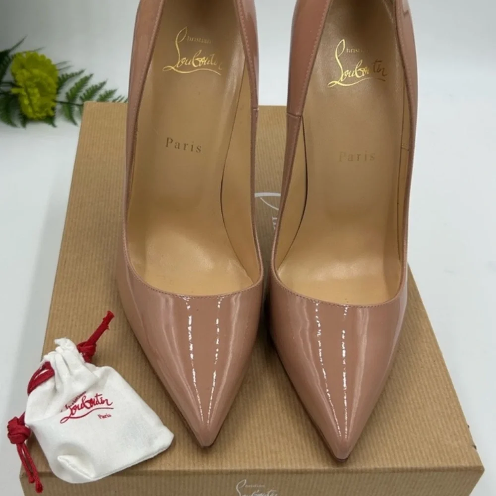Women’s Christian Louboutin , so Kate, 120 . Size 40 . - Picture 3 of 6